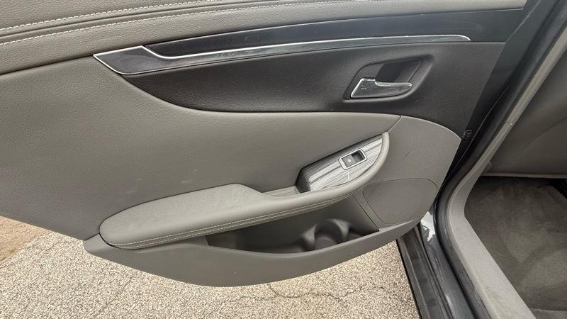 Chevrolet Impala LT 2019