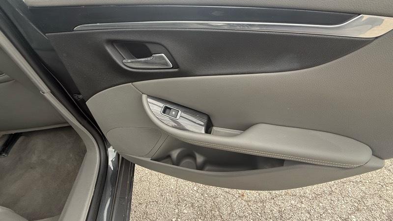 Chevrolet Impala LT 2019