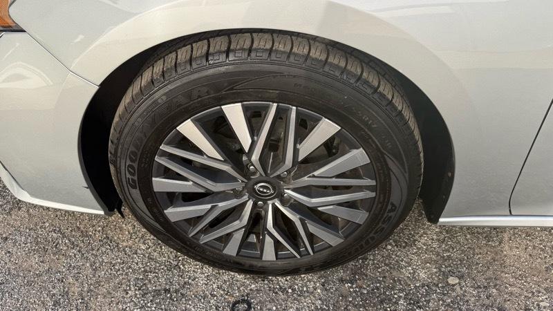 Nissan Altima 2.5 SV 2023