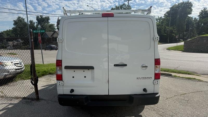 Nissan NV 2500 HD  2019