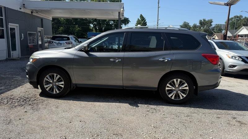 Nissan Pathfinder SL 2WD 2019