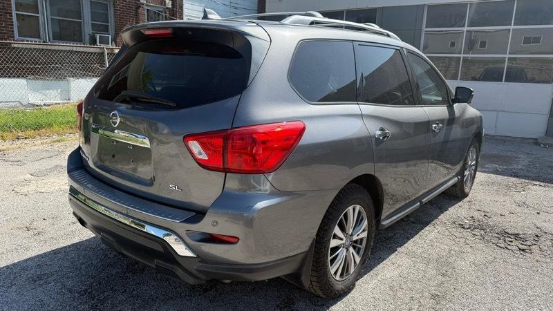 Nissan Pathfinder SL 2WD 2019