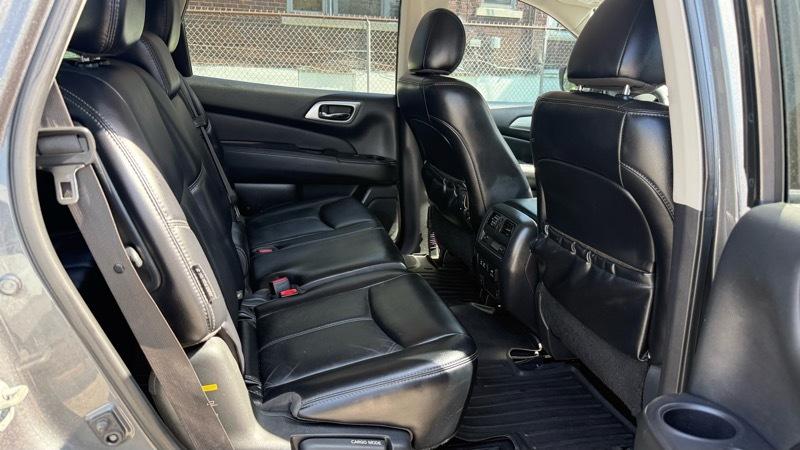 Nissan Pathfinder SL 2WD 2019