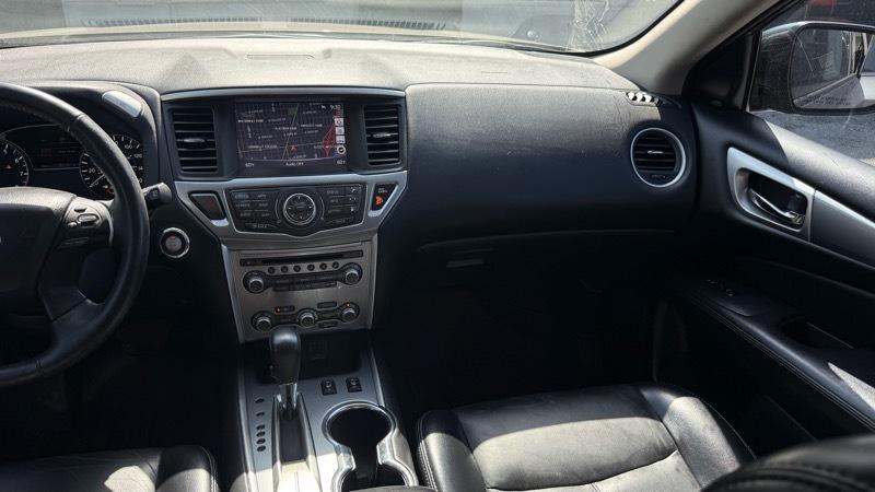Nissan Pathfinder SL 2WD 2019