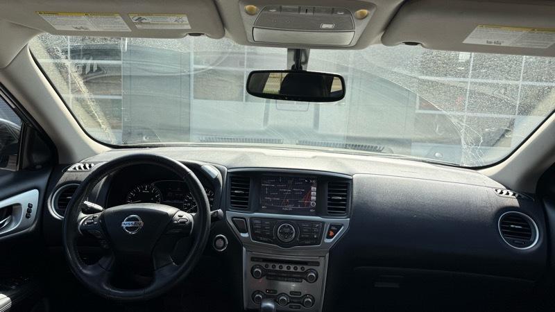 Nissan Pathfinder SL 2WD 2019