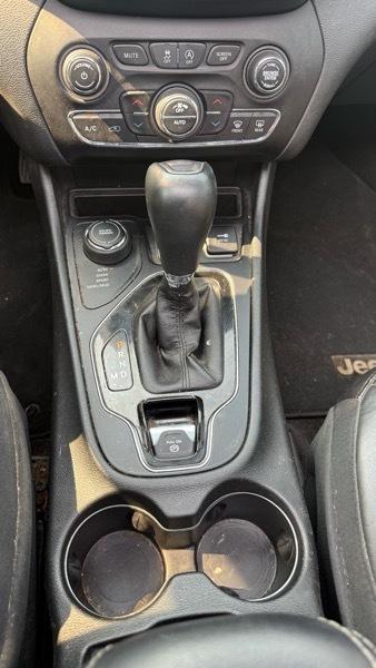 Jeep Cherokee Limited 4WD 2019