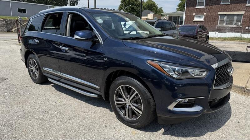 Infiniti QX60 Base AWD 2017