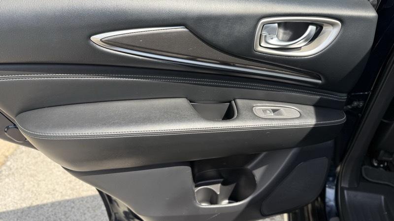 Infiniti QX60 Base AWD 2017