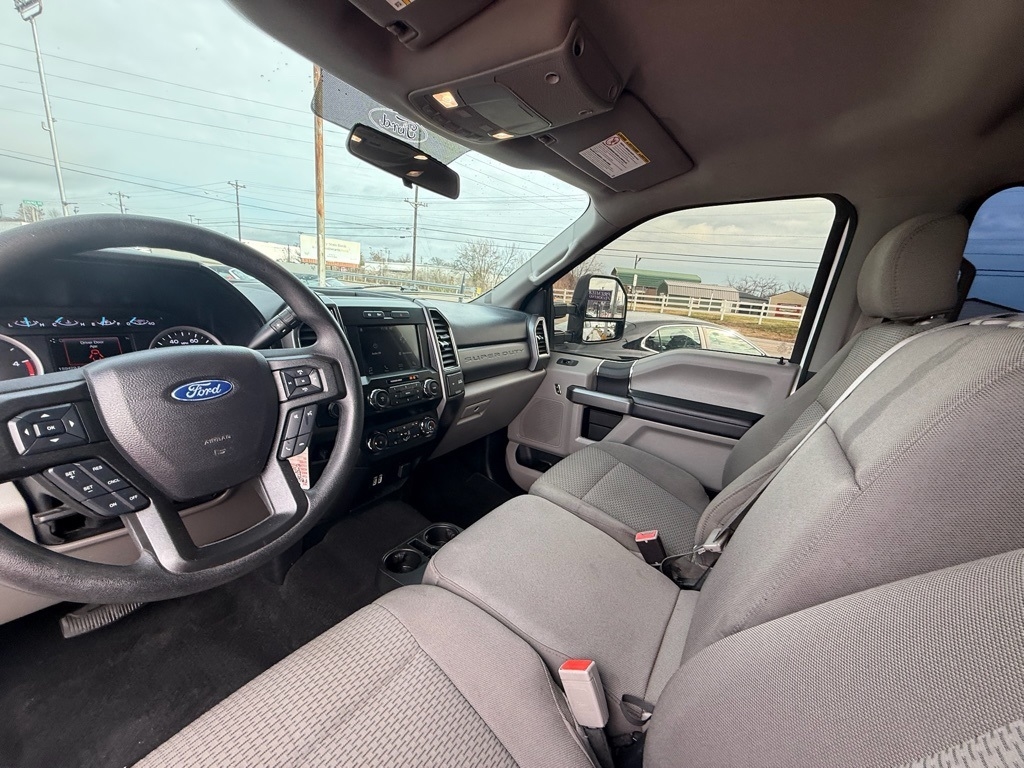 Ford F-250 SD XLT Crew Cab 4WD 2019
