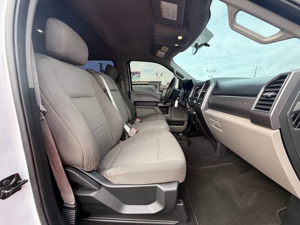 Ford F-250 SD XLT Crew Cab 4WD 2019