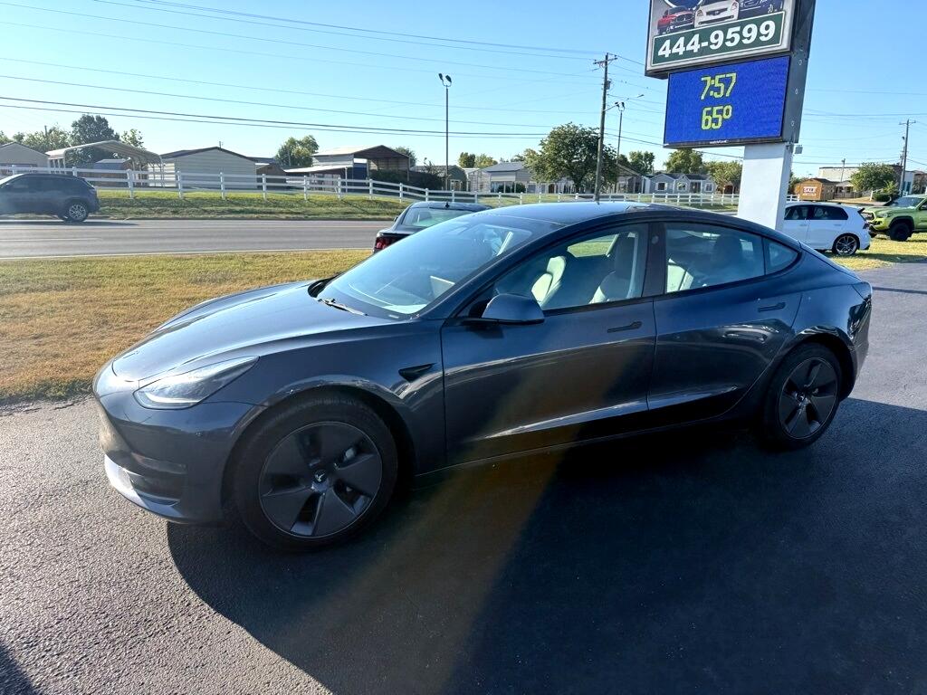 2021 Tesla Model 3 Standard Range Plus photo 7