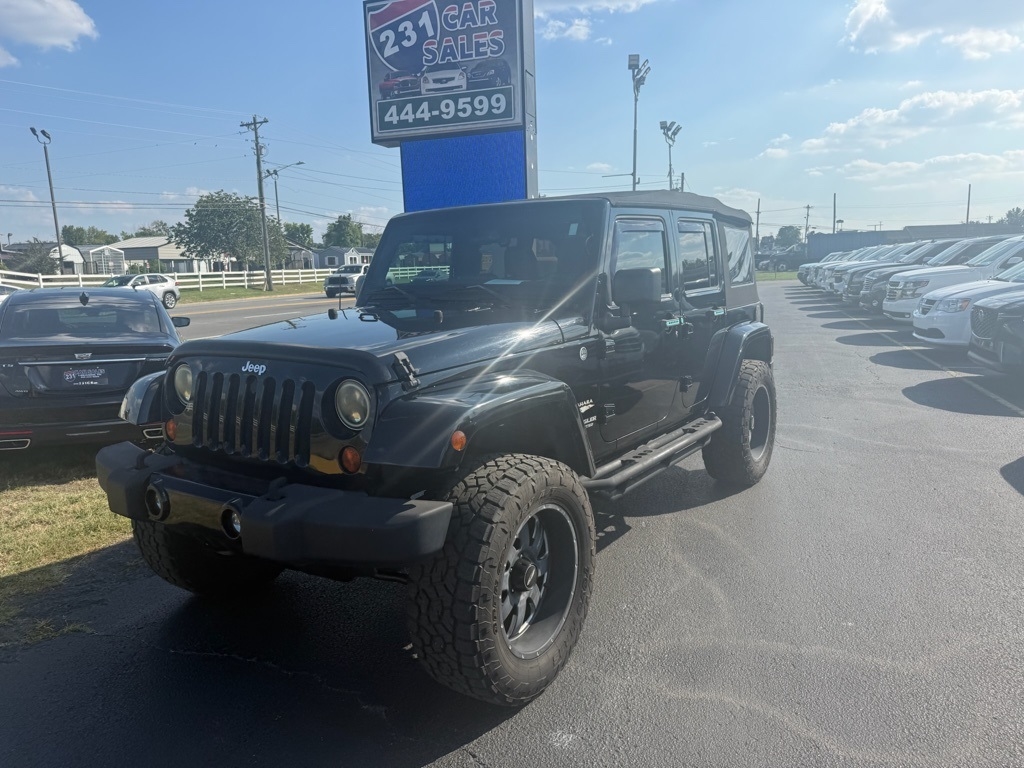 Jeep Wrangler Unlimited Sahara 4WD 2013 Jeep Wrangler Unlimited Sahara 4WD 2013