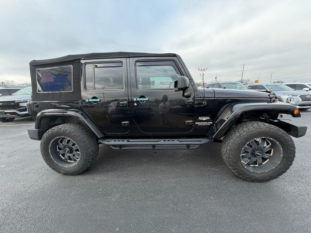 Jeep Wrangler Unlimited Sahara 4WD 2013