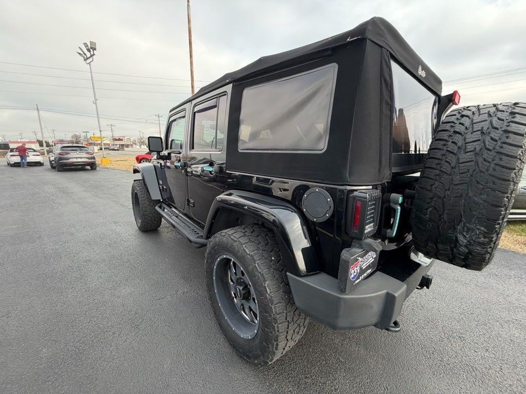 Jeep Wrangler Unlimited Sahara 4WD 2013