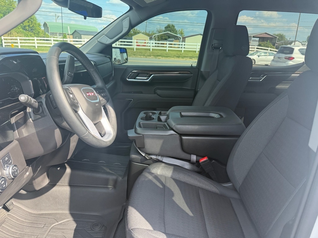 GMC Sierra 1500 Elevation Crew Cab 4WD 2024 GMC Sierra 1500 Elevation Crew Cab 4WD 2024