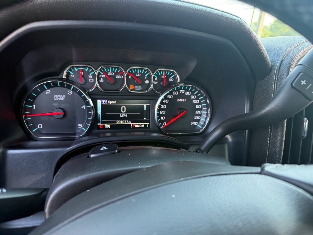 Chevrolet Silverado 3500HD LTZ Crew Cab 4WD 2015 Chevrolet Silverado 3500HD LTZ Crew Cab 4WD 2015