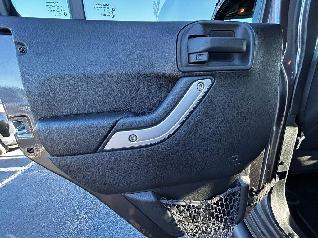 Jeep Wrangler Unlimited Sahara 4WD 2016