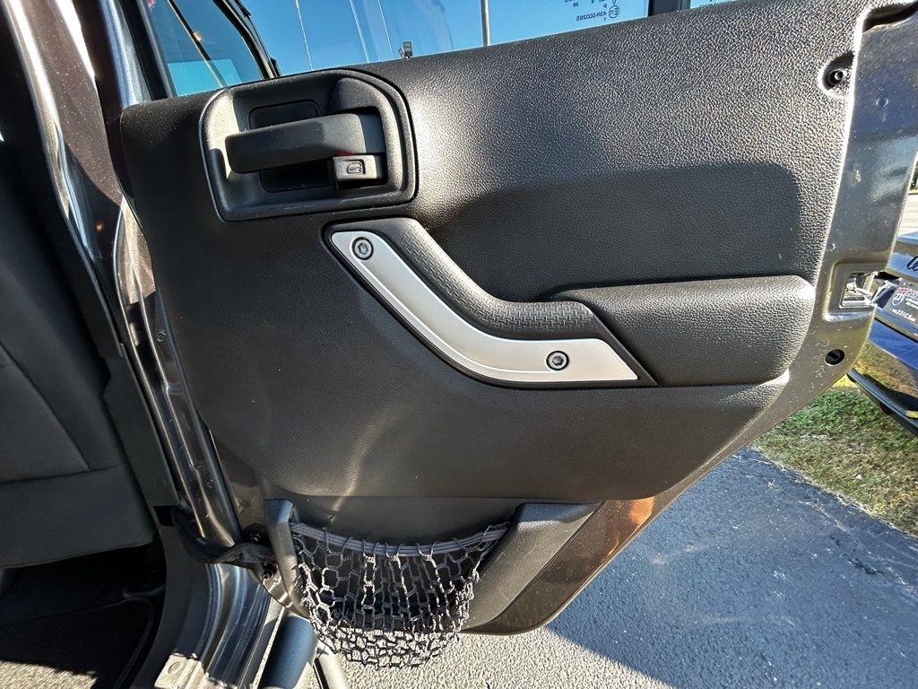 Jeep Wrangler Unlimited Sahara 4WD 2016