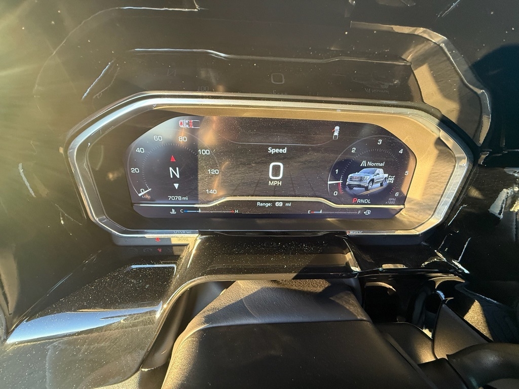 GMC Sierra 1500 Elevation Double Cab 4WD 2025