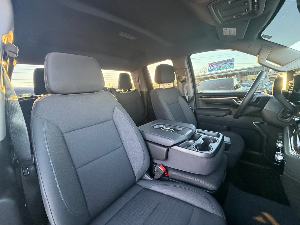 GMC Sierra 1500 Elevation Double Cab 4WD 2025