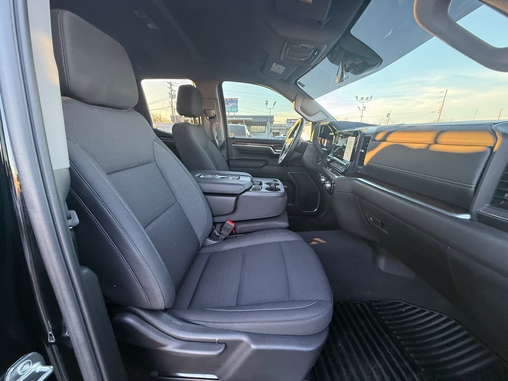 GMC Sierra 1500 Elevation Double Cab 4WD 2025