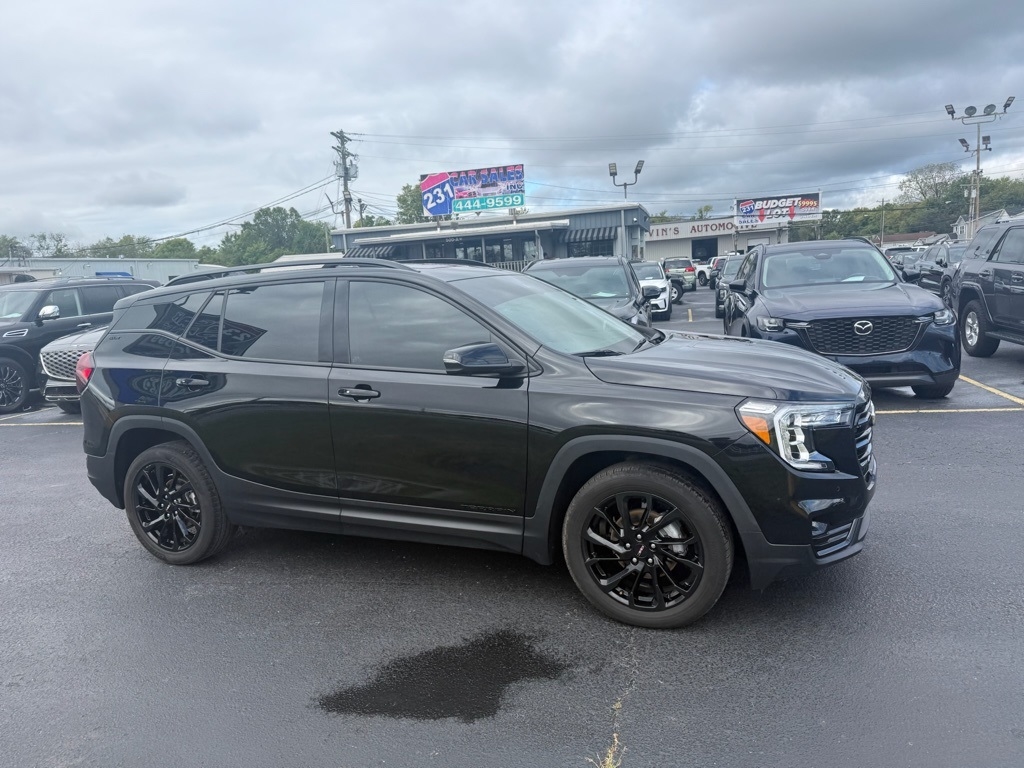 2024 Gmc Terrain SLT photo 2