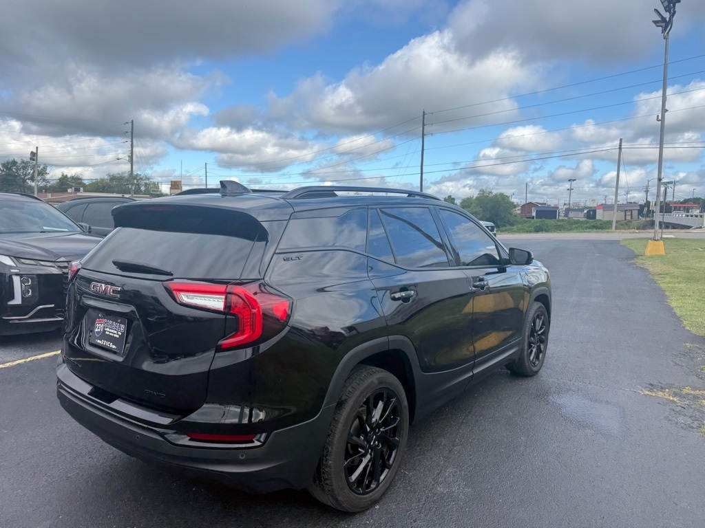 2024 Gmc Terrain SLT photo 3