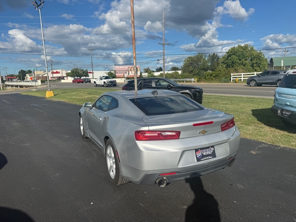 2018 Chevrolet Camaro 1LT Coupe photo 3