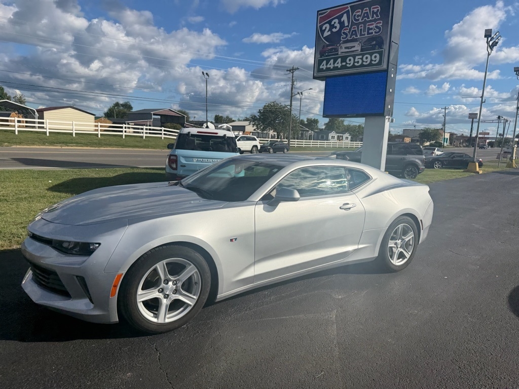 2018 Chevrolet Camaro 1LT Coupe photo 4