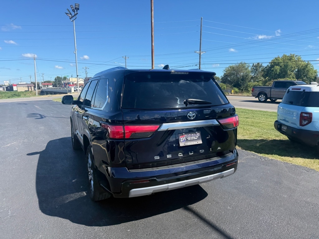 2023 Toyota Sequoia Capstone photo 4