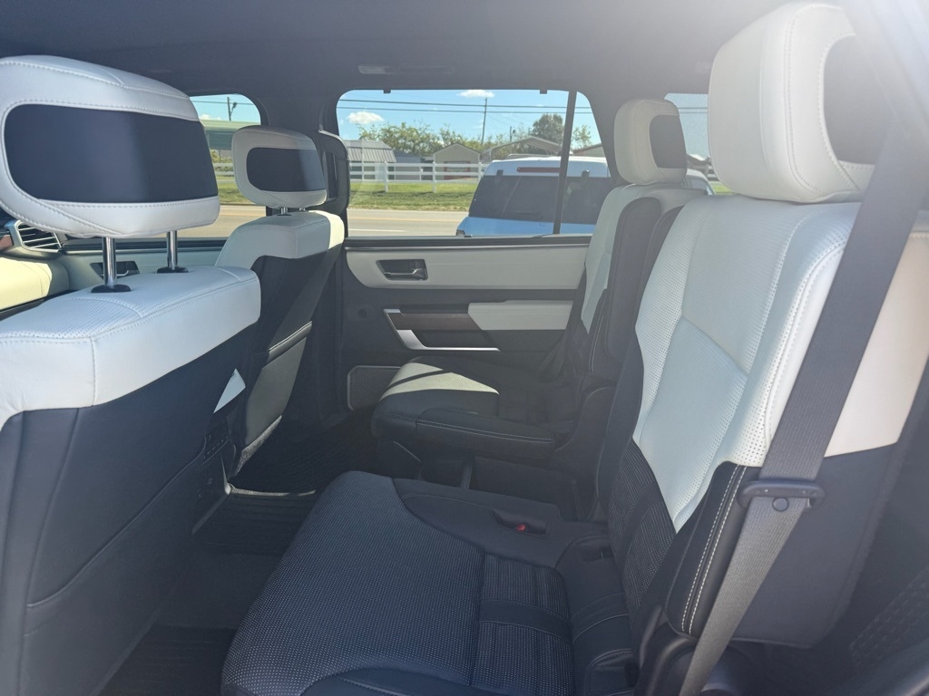 2023 Toyota Sequoia Capstone photo 13