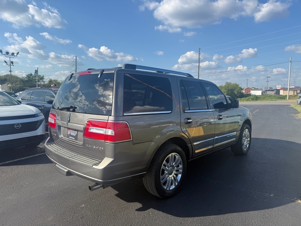 2012 Lincoln Navigator photo 3