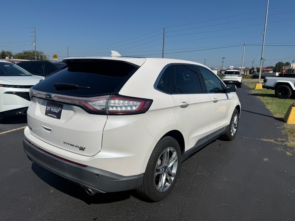 2016 Ford Edge Titanium photo 3