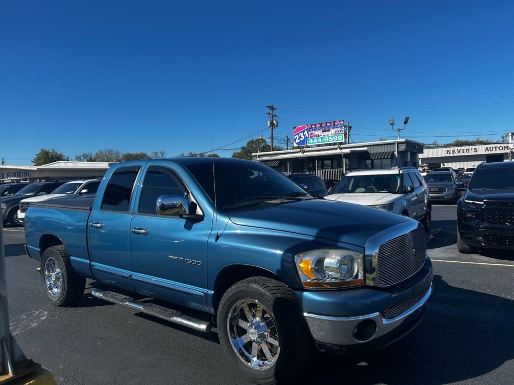 Dodge Ram 1500 SLT Quad Cab 2WD 2006 Dodge Ram 1500 SLT Quad Cab 2WD 2006