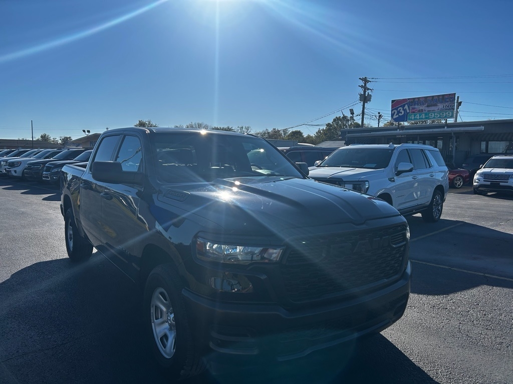 RAM 1500 Tradesman Crew Cab SWB 4WD 2025 RAM 1500 Tradesman Crew Cab SWB 4WD 2025