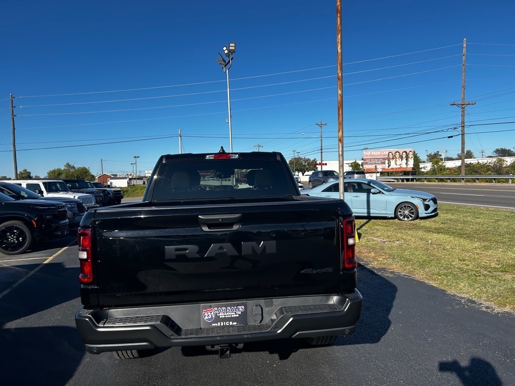 RAM 1500 Tradesman Crew Cab SWB 4WD 2025 RAM 1500 Tradesman Crew Cab SWB 4WD 2025