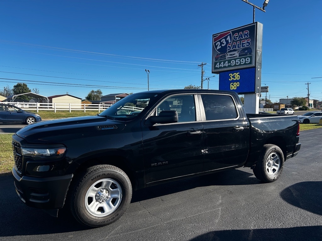 RAM 1500 Tradesman Crew Cab SWB 4WD 2025 RAM 1500 Tradesman Crew Cab SWB 4WD 2025
