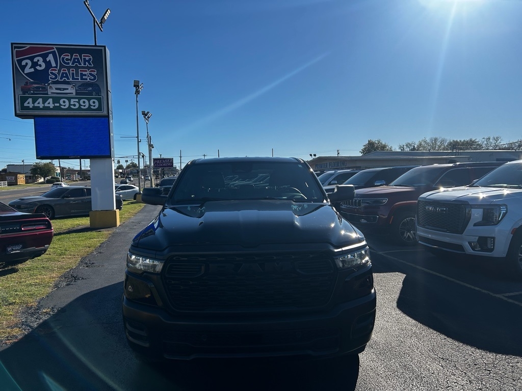 RAM 1500 Tradesman Crew Cab SWB 4WD 2025 RAM 1500 Tradesman Crew Cab SWB 4WD 2025