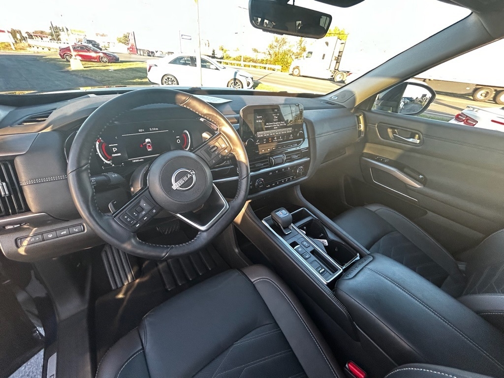 Nissan Pathfinder Platinum 2024 Nissan Pathfinder Platinum 2024