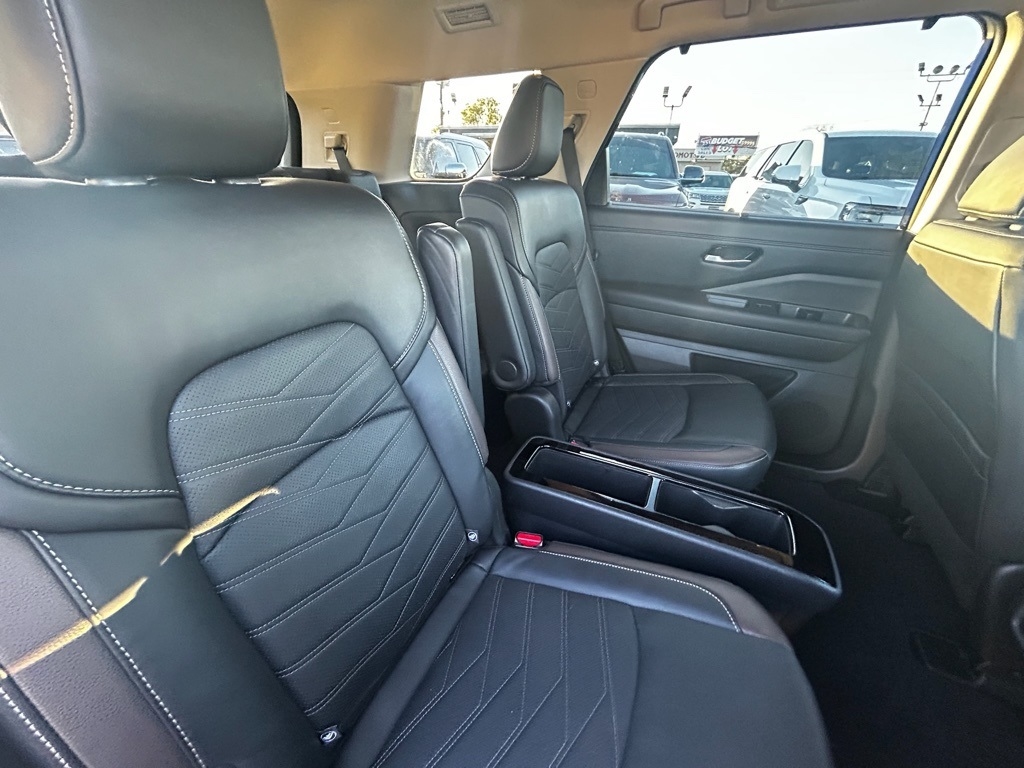 Nissan Pathfinder Platinum 2024 Nissan Pathfinder Platinum 2024