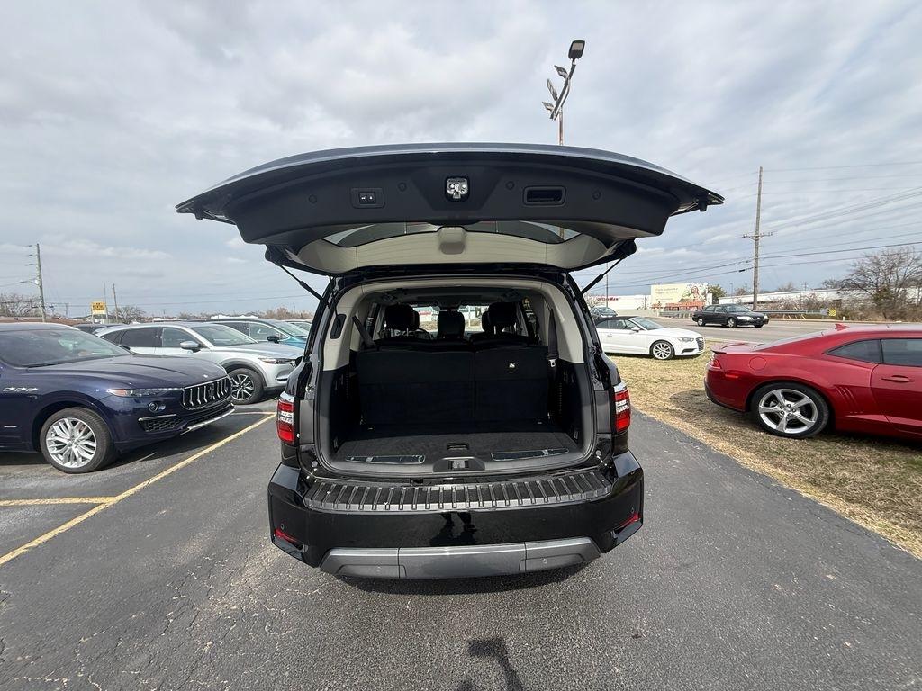 Nissan Armada Platinum AWD 2024