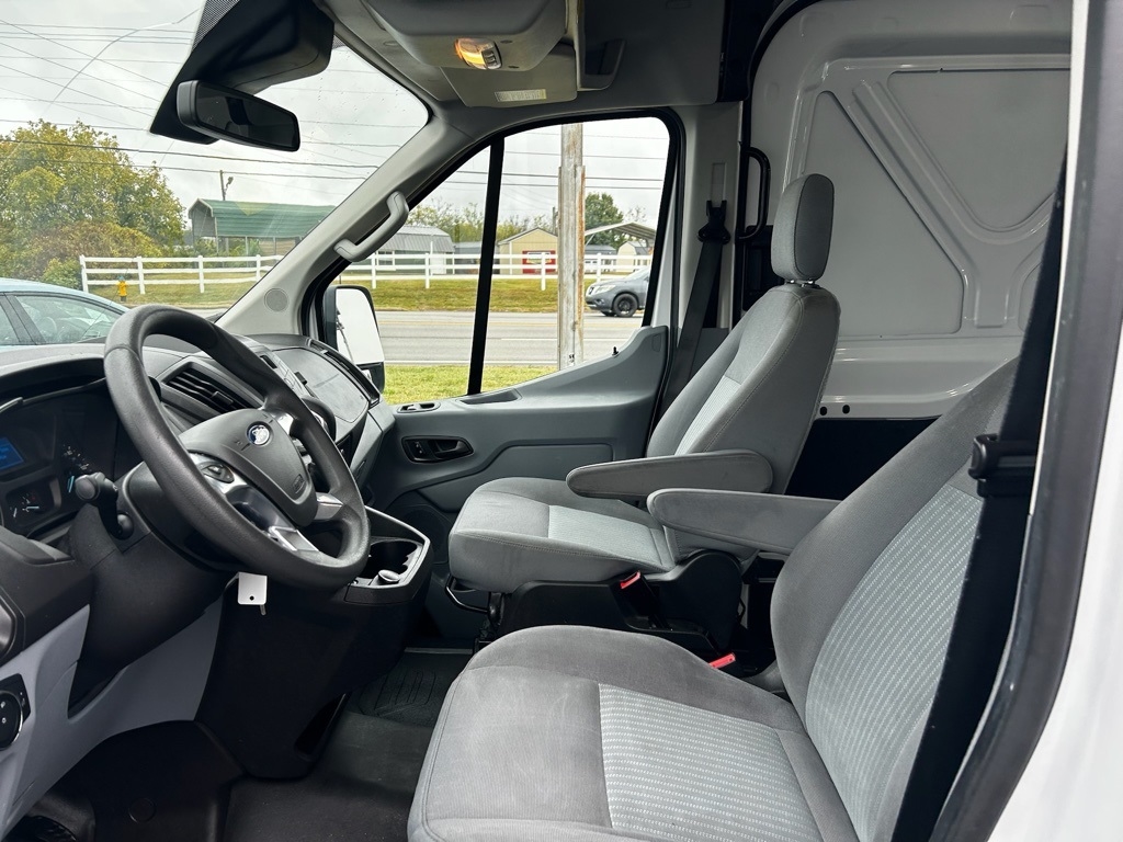 Ford Transit 150 Van Med. Roof w/Sliding Pass. 148-in. WB 2018 Ford Transit 150 Van Med. Roof w/Sliding Pass. 148-in. WB 2018
