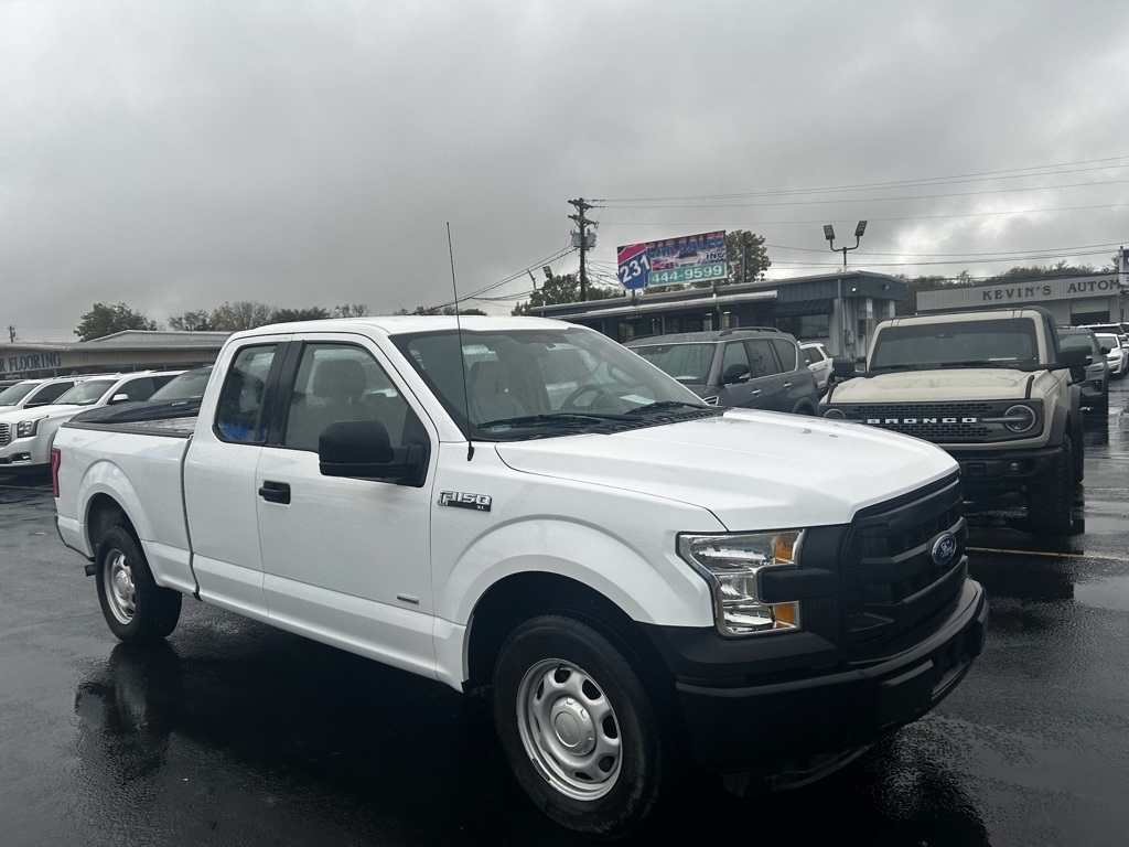 Ford F-150 XL SuperCab 8-ft. 2WD 2015 Ford F-150 XL SuperCab 8-ft. 2WD 2015