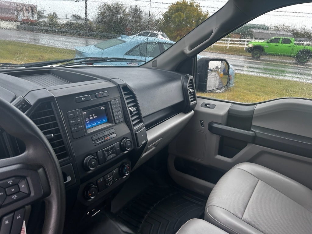 Ford F-150 XL SuperCab 8-ft. 2WD 2015 Ford F-150 XL SuperCab 8-ft. 2WD 2015