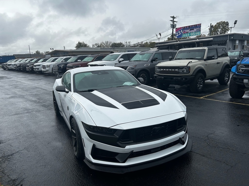 2024 Ford Mustang Dark Horse