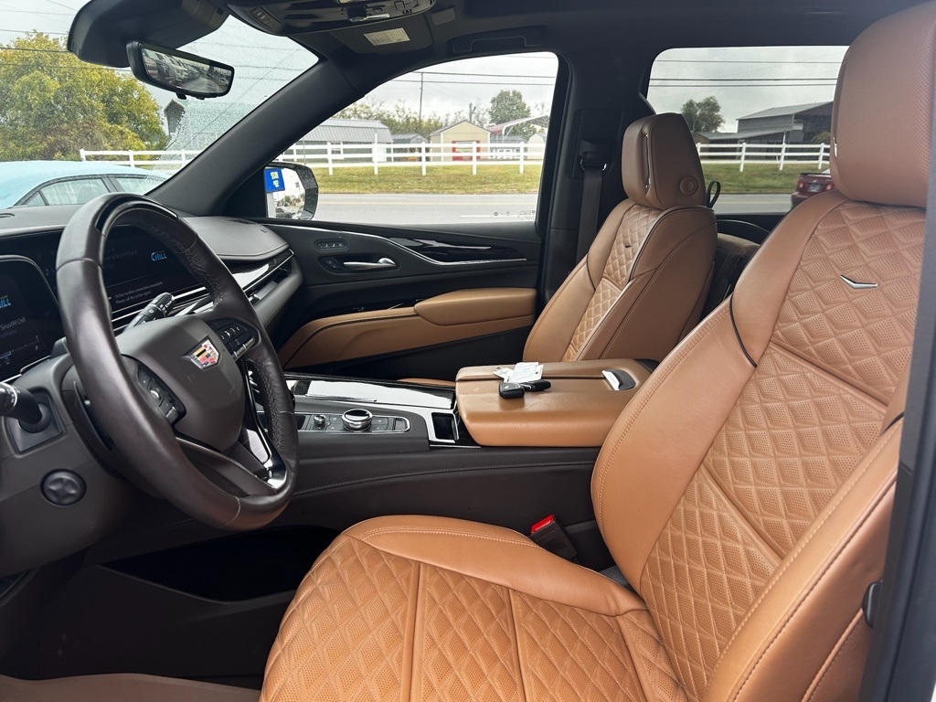 Cadillac Escalade ESV Premium Luxury 4WD 2024 Cadillac Escalade ESV Premium Luxury 4WD 2024