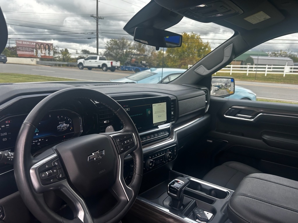 Chevrolet Silverado 1500 RST Crew Cab 4WD 2024 Chevrolet Silverado 1500 RST Crew Cab 4WD 2024