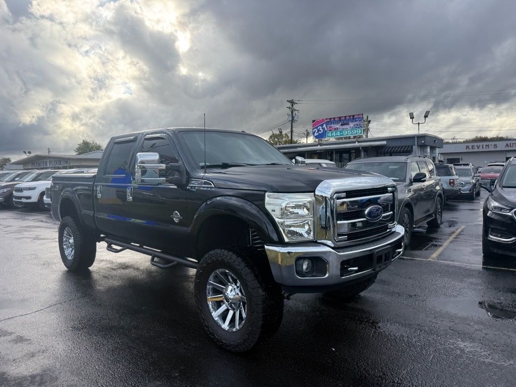 Ford F-250 SD Lariat Crew Cab 4WD 2016 Ford F-250 SD Lariat Crew Cab 4WD 2016