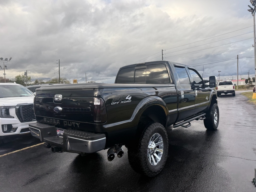 Ford F-250 SD Lariat Crew Cab 4WD 2016 Ford F-250 SD Lariat Crew Cab 4WD 2016