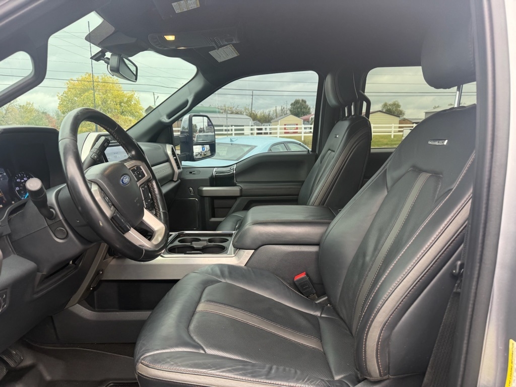 Ford F-350 SD Lariat Crew Cab Long Bed 4WD 2022 Ford F-350 SD Lariat Crew Cab Long Bed 4WD 2022